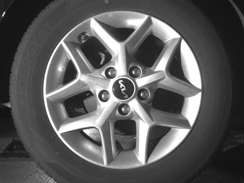 Used 2025 Kia Soul LX w/ LX Technology Package FWD image 15