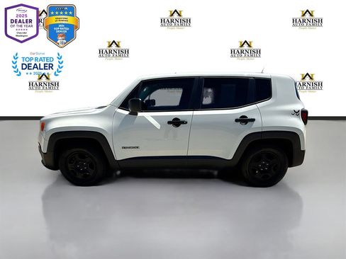 Used 2016 Jeep Renegade Sport w/ Power & Air Group FWD image 2