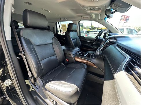 Used 2018 Chevrolet Tahoe Premier AWD/4WD image 4