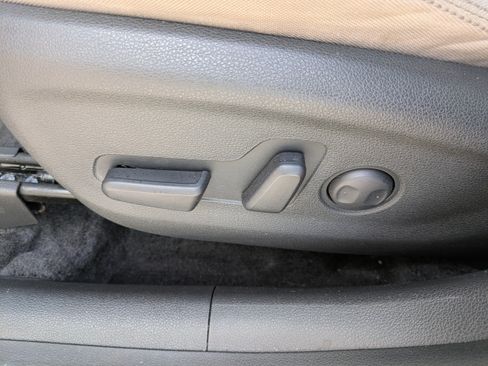Used 2020 Hyundai Tucson Value FWD image 18