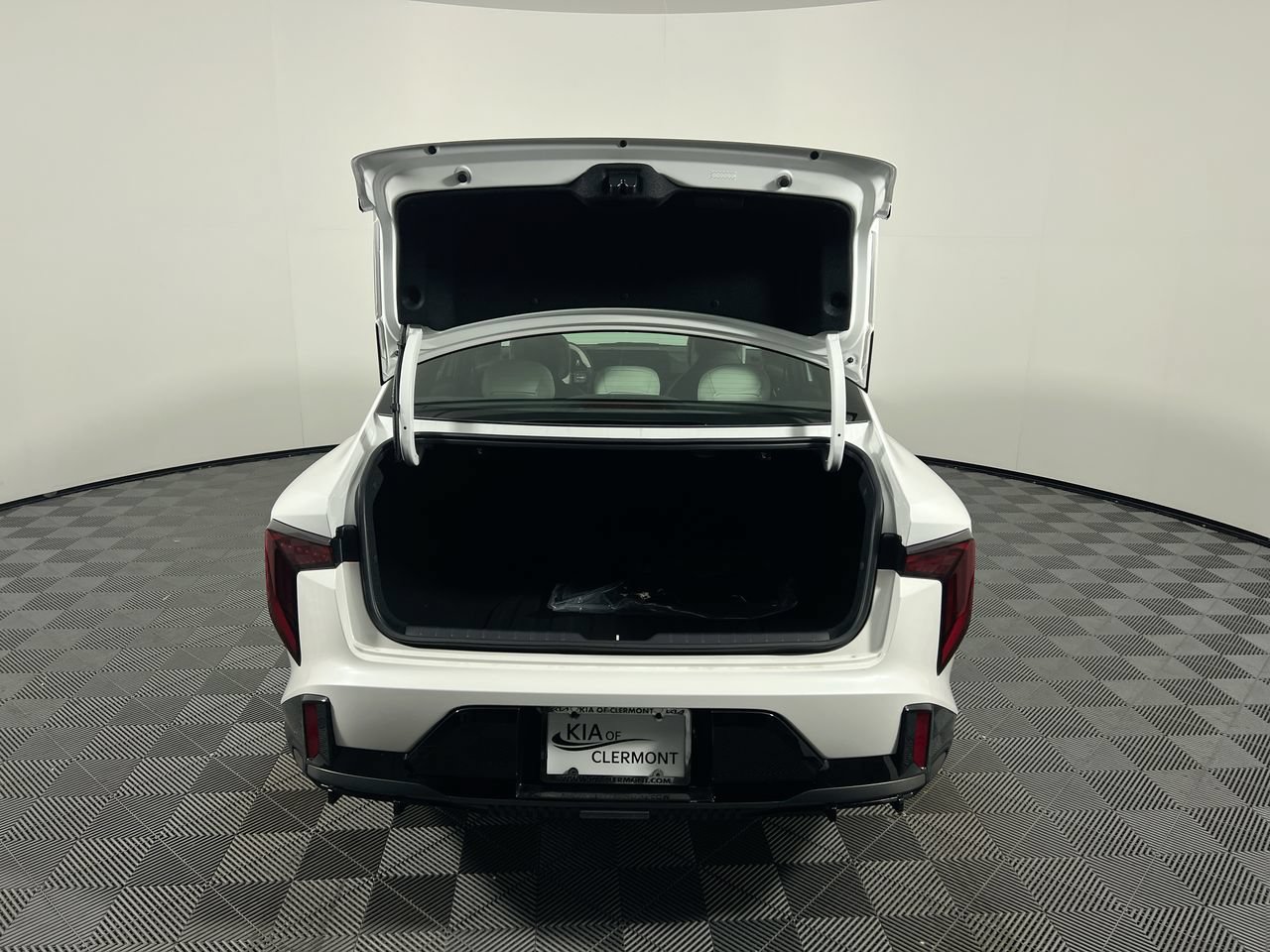 New 2026 Kia K4 GT-Line w/ GT-Line Sunroof Package FWD image 34