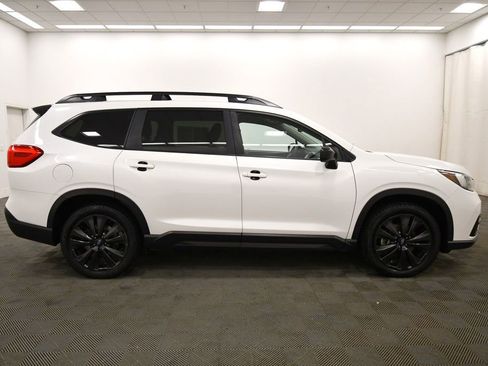 Used 2022 Subaru Ascent Onyx Edition image 6