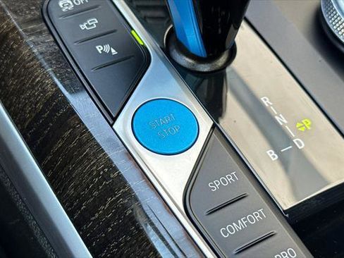 Used 2023 BMW i4 eDrive35 w/ Premium Package RWD image 21