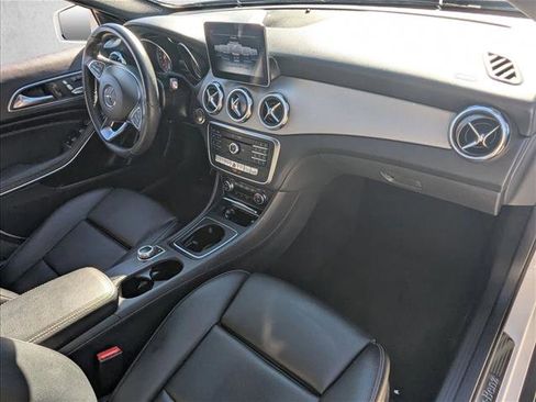 Certified 2020 Mercedes-Benz GLA 250 image 21
