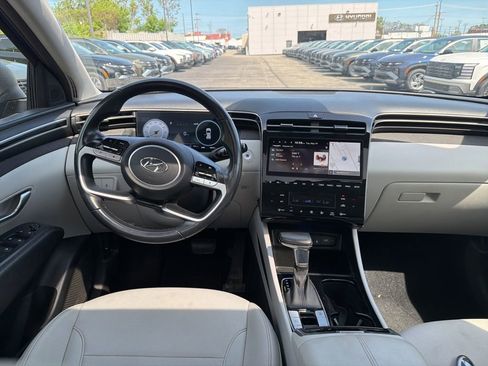 Certified 2024 Hyundai Tucson SEL w/ Convenience Package FWD image 20