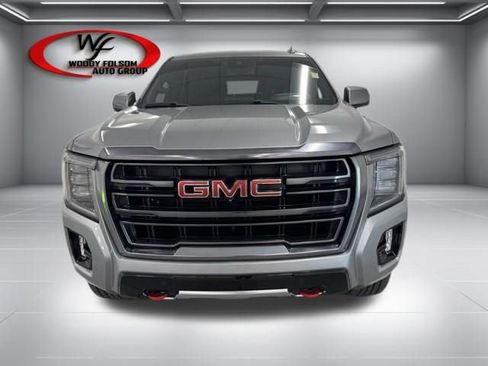 Used 2024 GMC Yukon AT4 w/ Technology Package AWD/4WD image 2