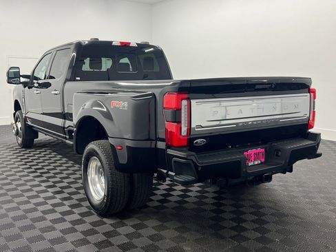 Used 2024 Ford F350 Platinum AWD/4WD image 3