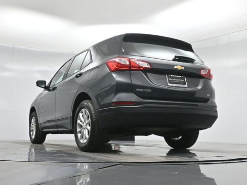 Used 2019 Chevrolet Equinox LS AWD/4WD image 50
