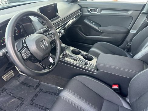 Used 2025 Honda Civic Sport image 9