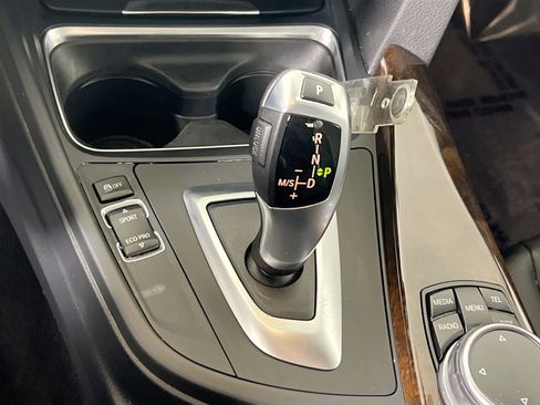 Used 2015 BMW 320i xDrive 320i xDrive image 15