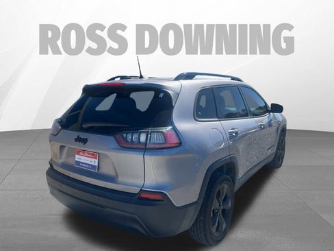 Used 2021 Jeep Cherokee Latitude Plus image 4