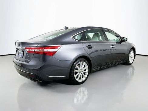 Used 2013 Toyota Avalon Limited image 8