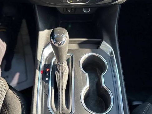 Used 2019 Chevrolet Traverse LS AWD/4WD image 13