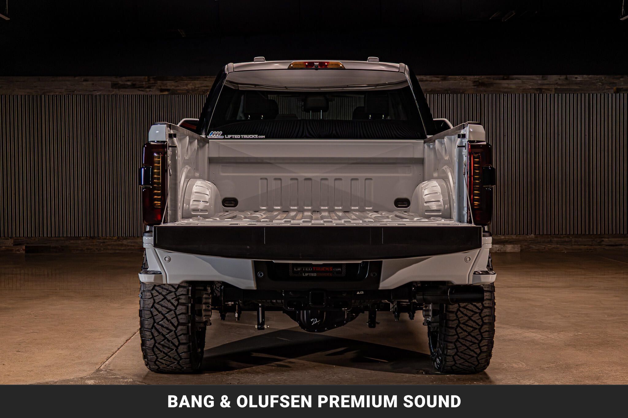 Used 2026 Ford F250 Lariat AWD/4WD image 9
