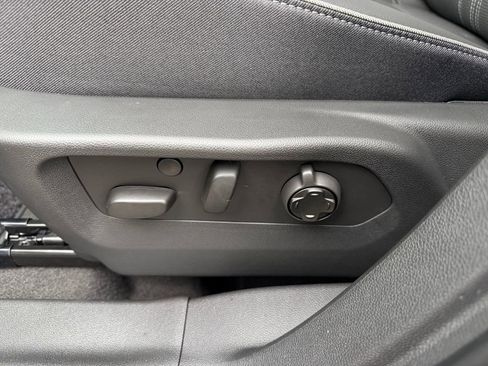 New 2026 Buick Envision Avenir image 23