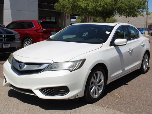 Used 2018 Acura ILX FWD image 10