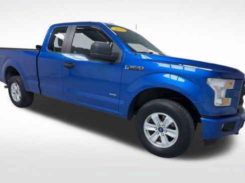 Used 2015 Ford F150 XL w/ Equipment Group 101A Mid AWD/4WD image 2
