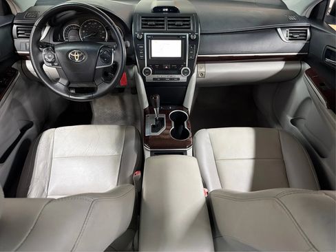Used 2013 Toyota Camry XLE FWD image 19