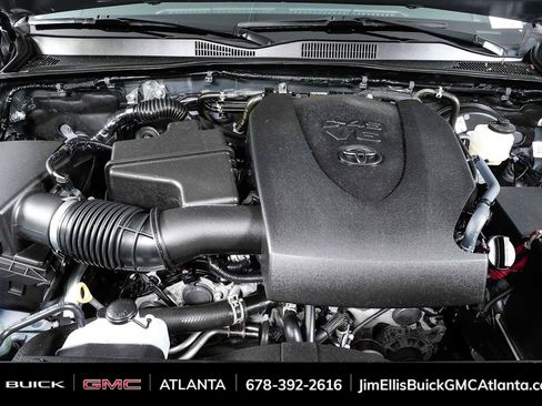 Used 2022 Toyota Tacoma SR5 AWD/4WD image 31