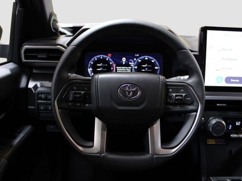 Certified 2026 Toyota 4Runner TRD Off-Road Premium w/ Tow Technology Package AWD/4WD image 34