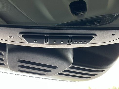 Used 2017 Volvo XC90 T6 Momentum w/ Vision Package image 31