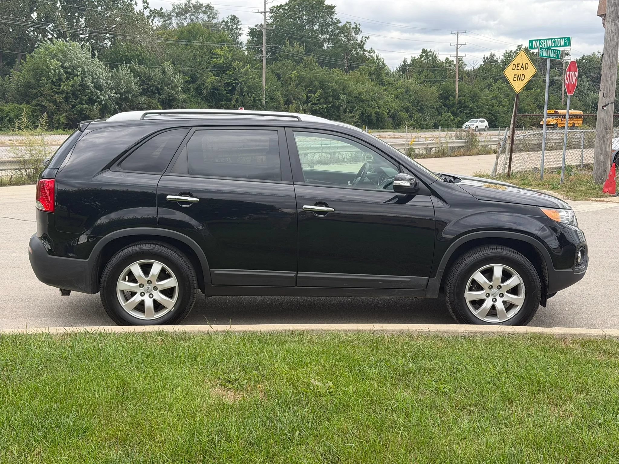 Used 2013 Kia Sorento LX w/ Convenience Pkg FWD image 6