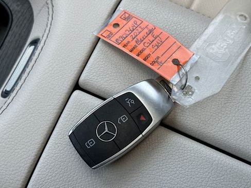 Used 2022 Mercedes-Benz GLE 350 w/ AMG Line Exterior image 25
