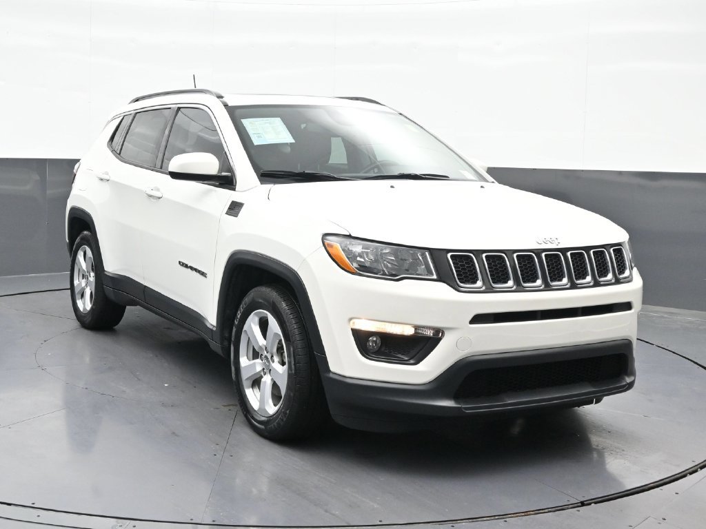 Used 2021 Jeep Compass Latitude w/ Sun and Sound Group FWD image 8