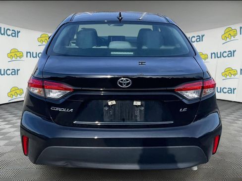 Used 2024 Toyota Corolla LE image 3