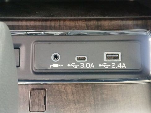 Used 2026 Subaru Ascent Touring AWD/4WD image 17