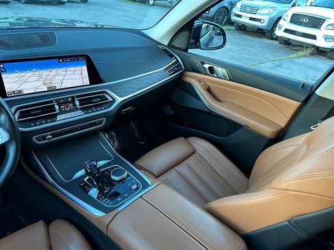 Used 2020 BMW X7 xDrive40i w/ Premium Package AWD/4WD image 47