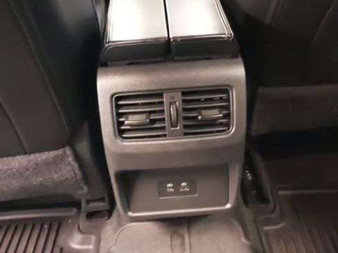 Used 2023 Nissan Rogue SV w/ SV Premium B Package AWD/4WD image 34