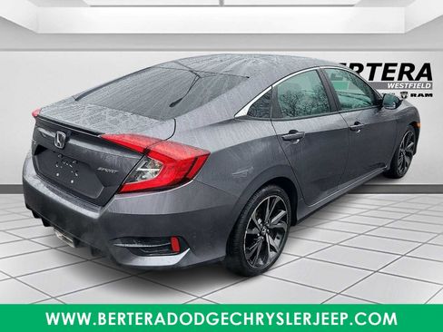 Used 2019 Honda Civic Sport image 6