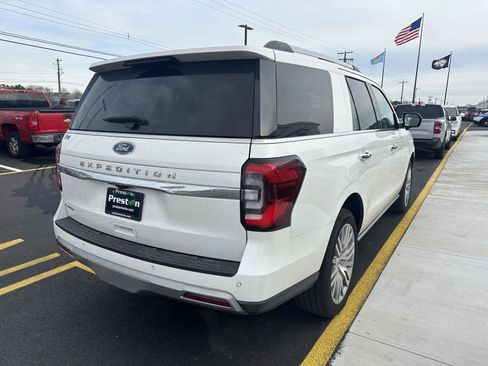 Used 2024 Ford Expedition Limited image 7