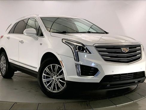 Used 2018 Cadillac XT5 Luxury w/ Driver Awareness Package image 33