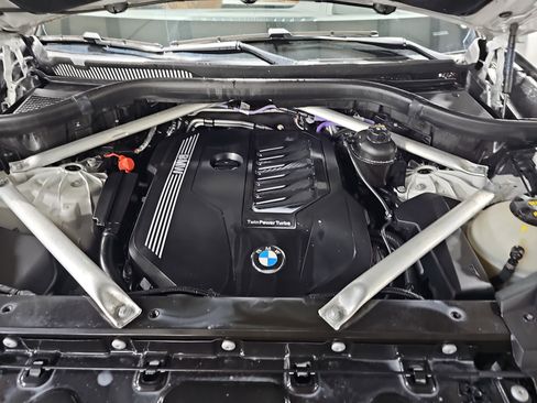 Used 2021 BMW X5 xDrive40i w/ Premium Package image 33