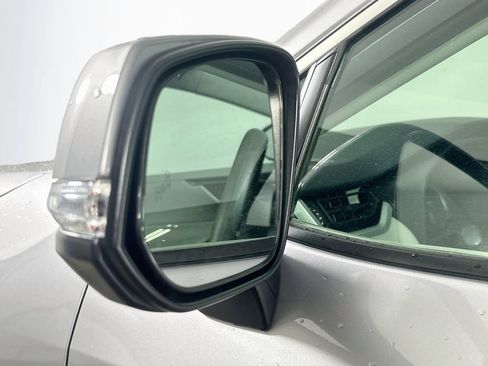 Used 2024 Toyota RAV4 XLE FWD image 38
