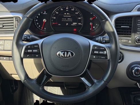 Used 2019 Kia Sorento EX w/ EX Touring Package image 19
