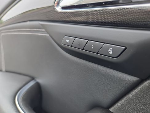 Used 2023 Buick Envision Essence FWD image 16