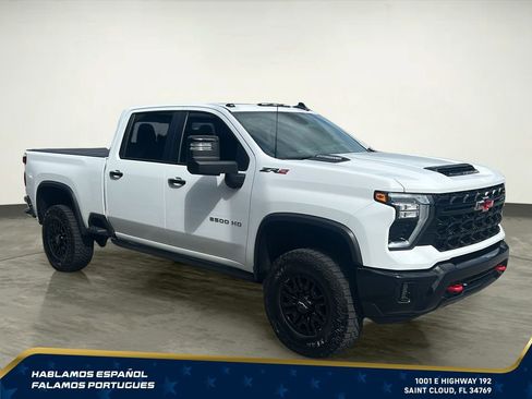 Certified 2024 Chevrolet Silverado 2500 ZR2 w/ Technology Package AWD/4WD image 8