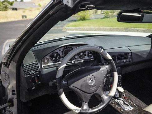 Used 2002 Mercedes-Benz SL 500 image 45
