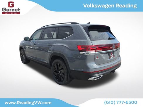 New 2026 Volkswagen Atlas SE image 3