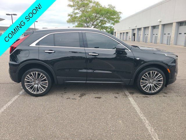 Used 2024 Cadillac XT4 Premium Luxury AWD/4WD image 12