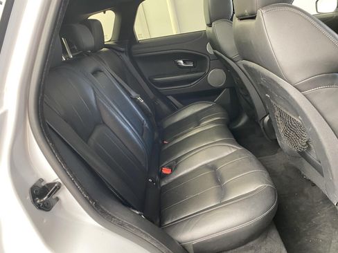 Used 2018 Land Rover Range Rover Evoque SE AWD/4WD image 13