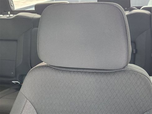 New 2025 GMC Sierra 1500 Elevation image 17