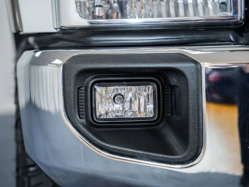 Used 2022 Ford F350 Lariat w/ Chrome Package image 10