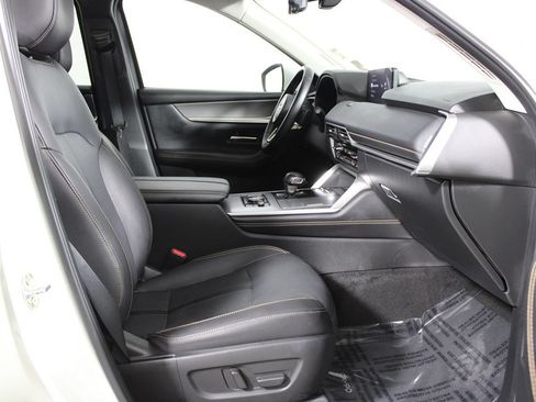 Used 2024 MAZDA CX-90 Plug-In Hybrid w/ Premium Pkg AWD/4WD image 14