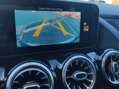 Used 2021 Mercedes-Benz GLA 35 AMG 4MATIC image 29