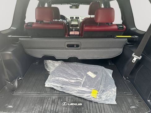 Used 2020 Lexus GX 460 Luxury w/ Luxury Sport Package AWD/4WD image 22