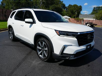 Used 2025 Honda Pilot Elite